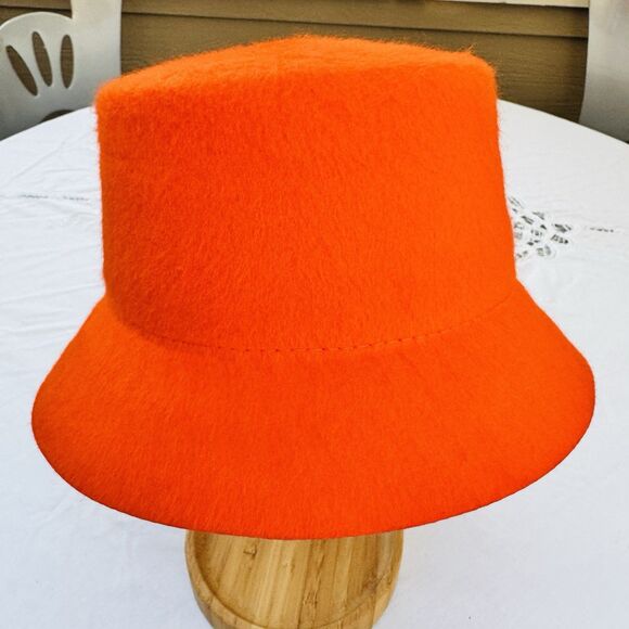 New WYETH Tenley in Orange Mohair Wool Flat Top Bucket Hat Women’s One Size